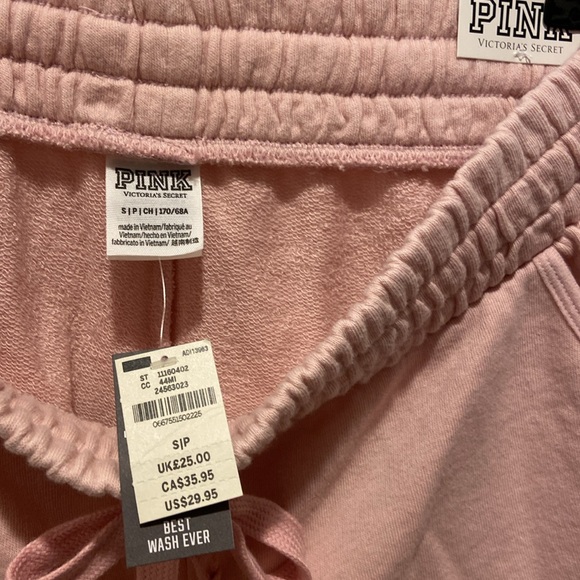 NWT Victoria’s Secret PINK Blush Pink Pocket Varsity Shorts - Picture 14 of 16